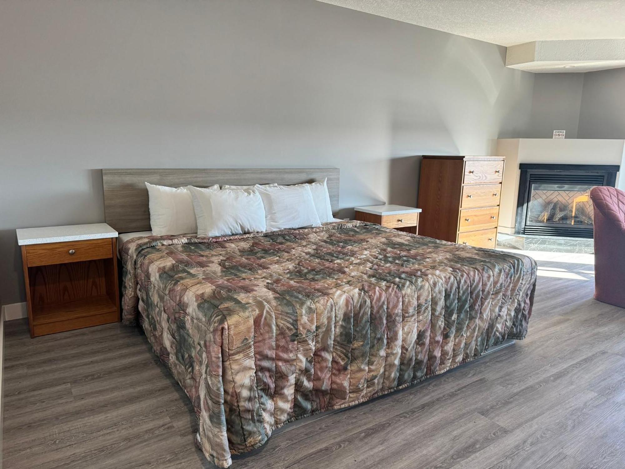 Western Budget Motel Leduc #3 Bagian luar foto